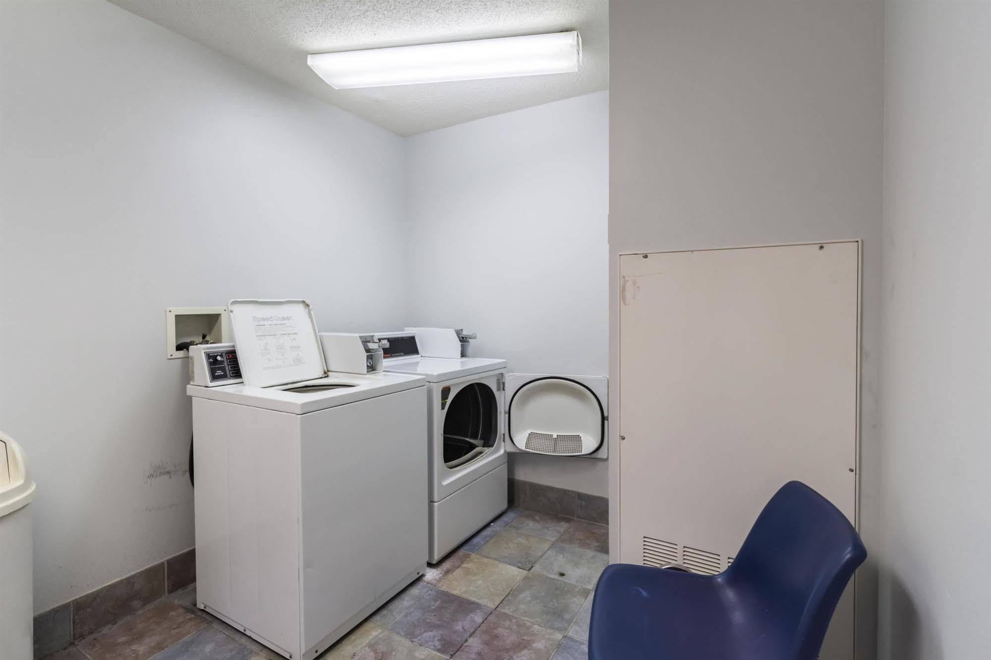 Motel 6-Milan, Oh - Sandusky Εξωτερικό φωτογραφία