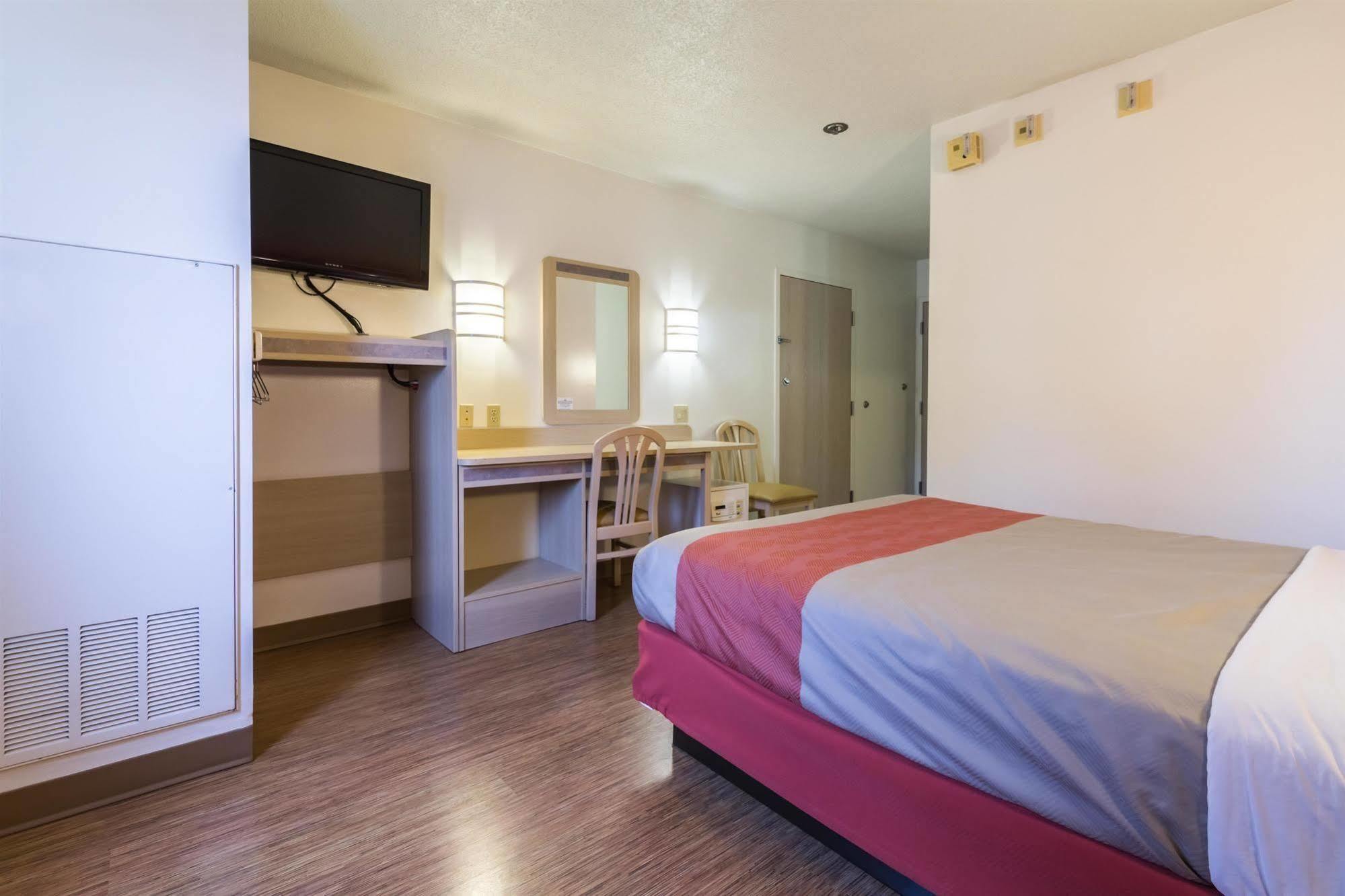Motel 6-Milan, Oh - Sandusky Εξωτερικό φωτογραφία